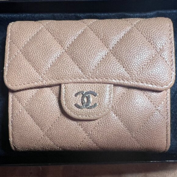 CHANEL Classic Beige Caviar Quilted Small Wallet - Picture 1 of 4